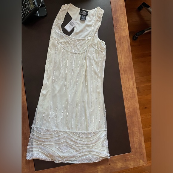 Angie beaded dress size small - Picture 3 of 8